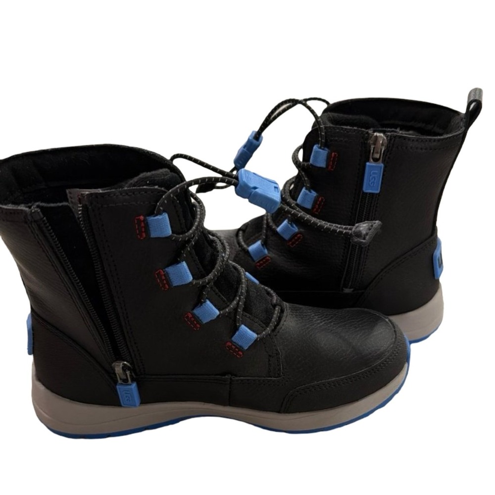 UGG Kids Boots Size 2 Boys Black Blue Waterproof Hiking Style Zip Lace Boots - Picture 3 of 5